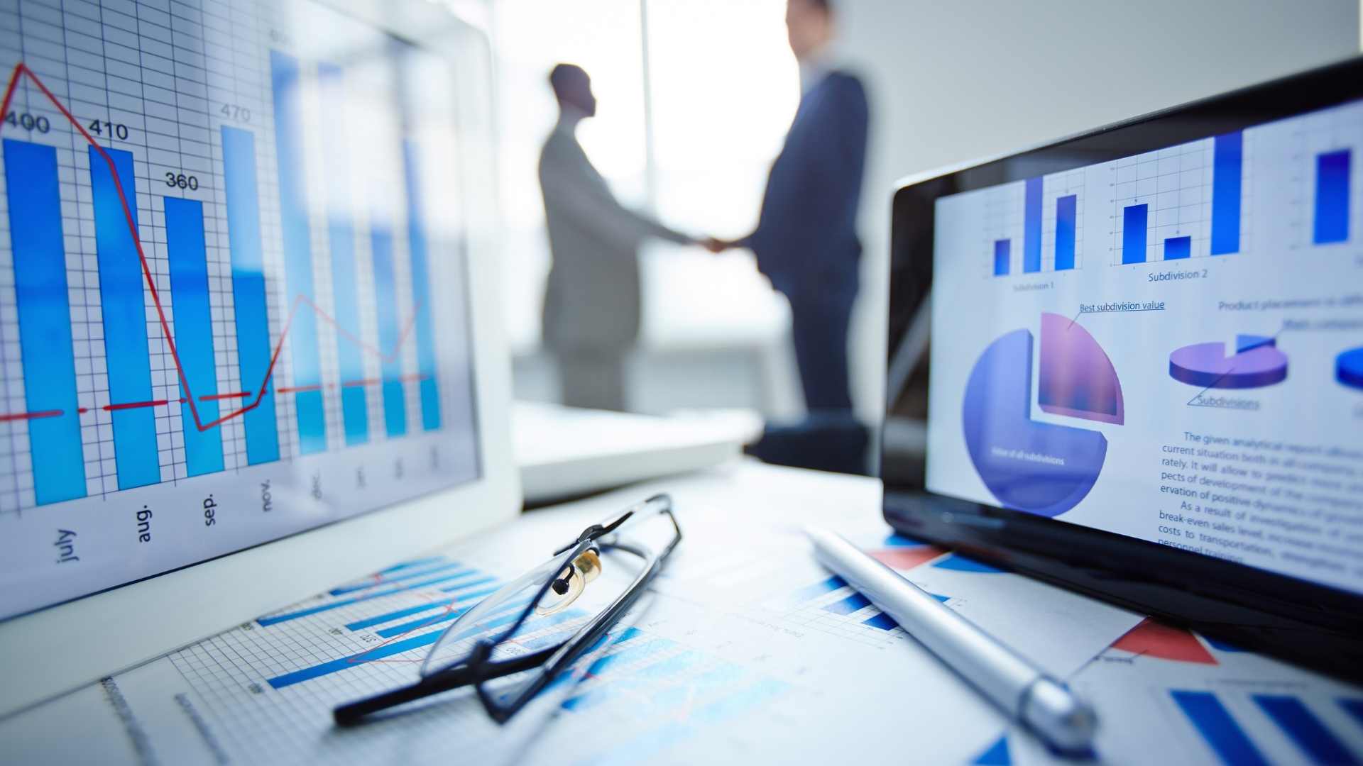 Tips to Get Ahead in a New Job Market